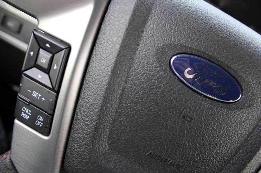  Ford F-150 Limited 2013 года  (фото 8 из 34)